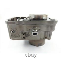 Honda Africa Twin XRV 650 RD03 1989 cylinder with piston