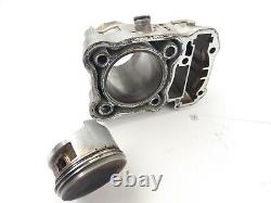 Honda Africa Twin XRV 750 RD07 1993 cylinder with piston