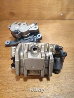 PAIR OF FRONT BRAKE CALIPERS HONDA AFRICA TWIN XRV 750 RD07 rd07A