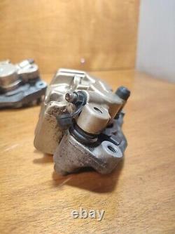 PAIR OF FRONT BRAKE CALIPERS HONDA AFRICA TWIN XRV 750 RD07 rd07A