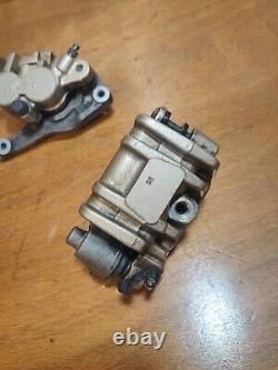 PAIR OF FRONT BRAKE CALIPERS HONDA AFRICA TWIN XRV 750 RD07 rd07A
