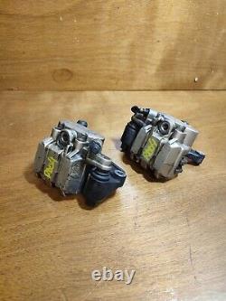 Pair of Front Brake Calipers Honda Africa Twin XRV 750 RD04