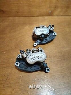 Pair of Front Brake Calipers Honda Africa Twin XRV 750 RD04