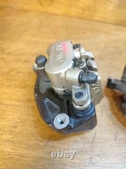 Paire D'étriers De Frein Avant Honda Africa Twin Xrv 750 Rd04